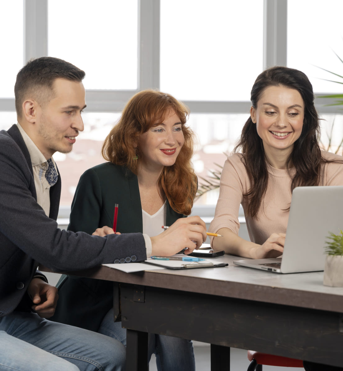 Automate Pricing Strategies in B2B eCommerce with AI - Feature image - Techtic - Blog - 1104