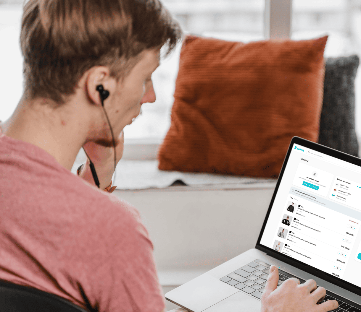 eCommerce Cloud for Seamless Customer Support